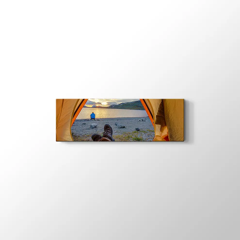 Kuzey İsviçre'de Kamp Tablosu