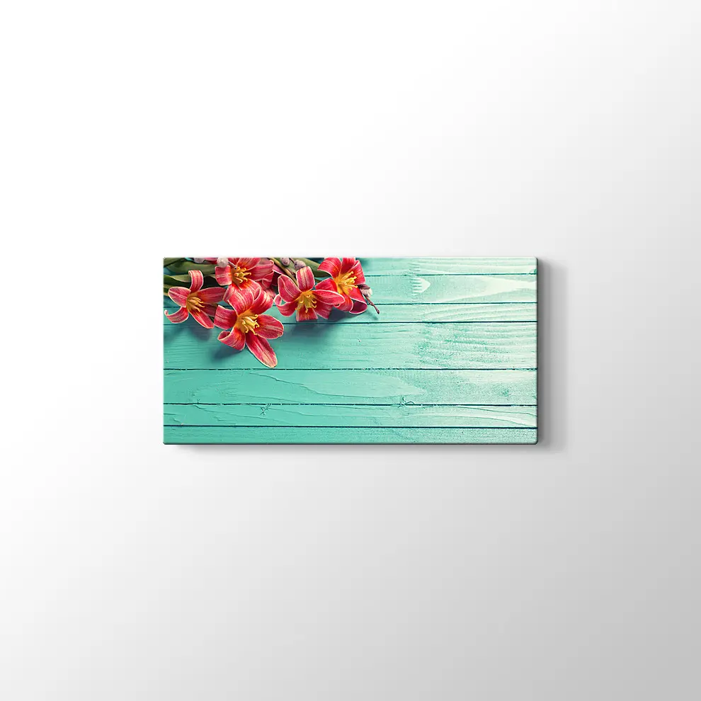 Masadaki Çiçekler Kanvas Tablo