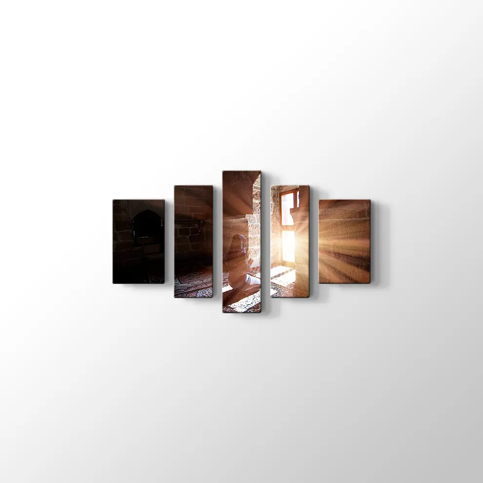 Dua Eden Kadın Kanvas Tablo