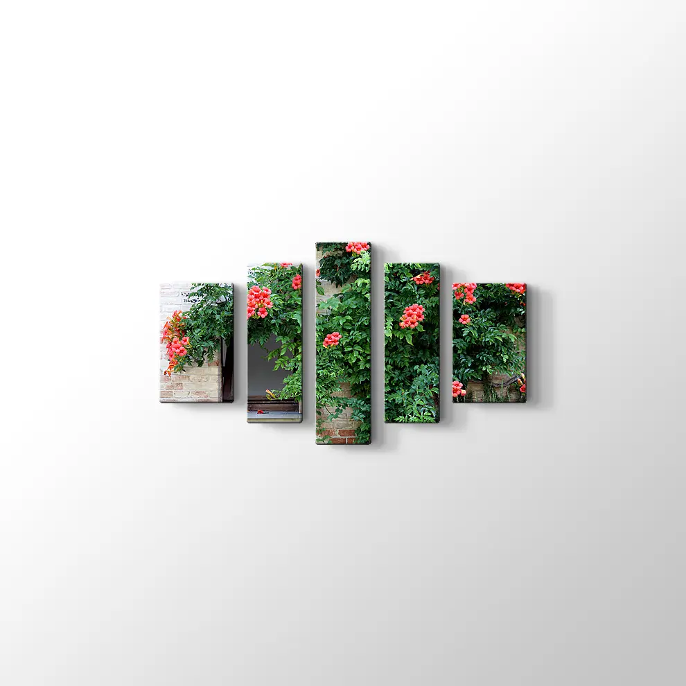 Pencerede Çiçekler Kanvas Tablo