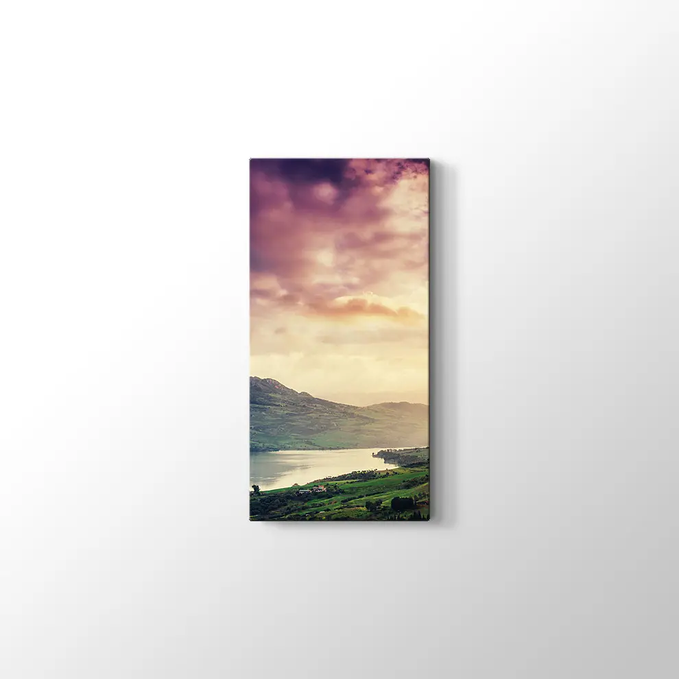 Alp Dağlarında Göl Kanvas Tablo