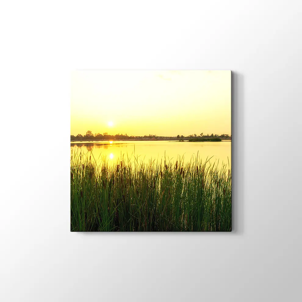 Sakin Göl ve Günbatımı Kanvas Tablo
