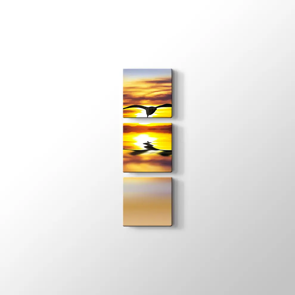 Günbatımı Gökyüzünde Bir Kuş Kanvas Tablo