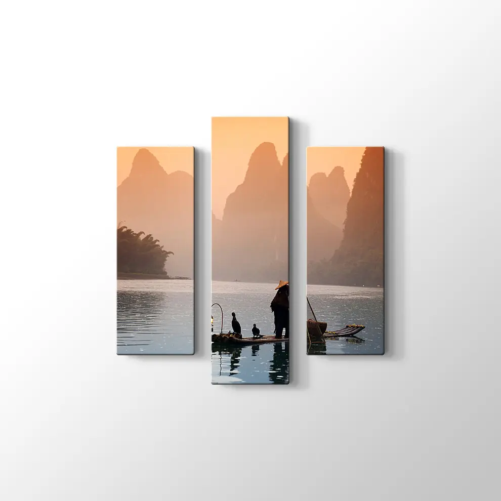 Karabatak Kuşlarıyla Balık Tutan Çinli Adam Kanvas Tablo