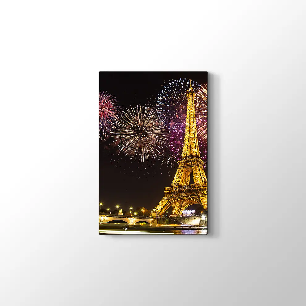 Eyfel Kulesi ve Havai Fişekler Kanvas Tablo