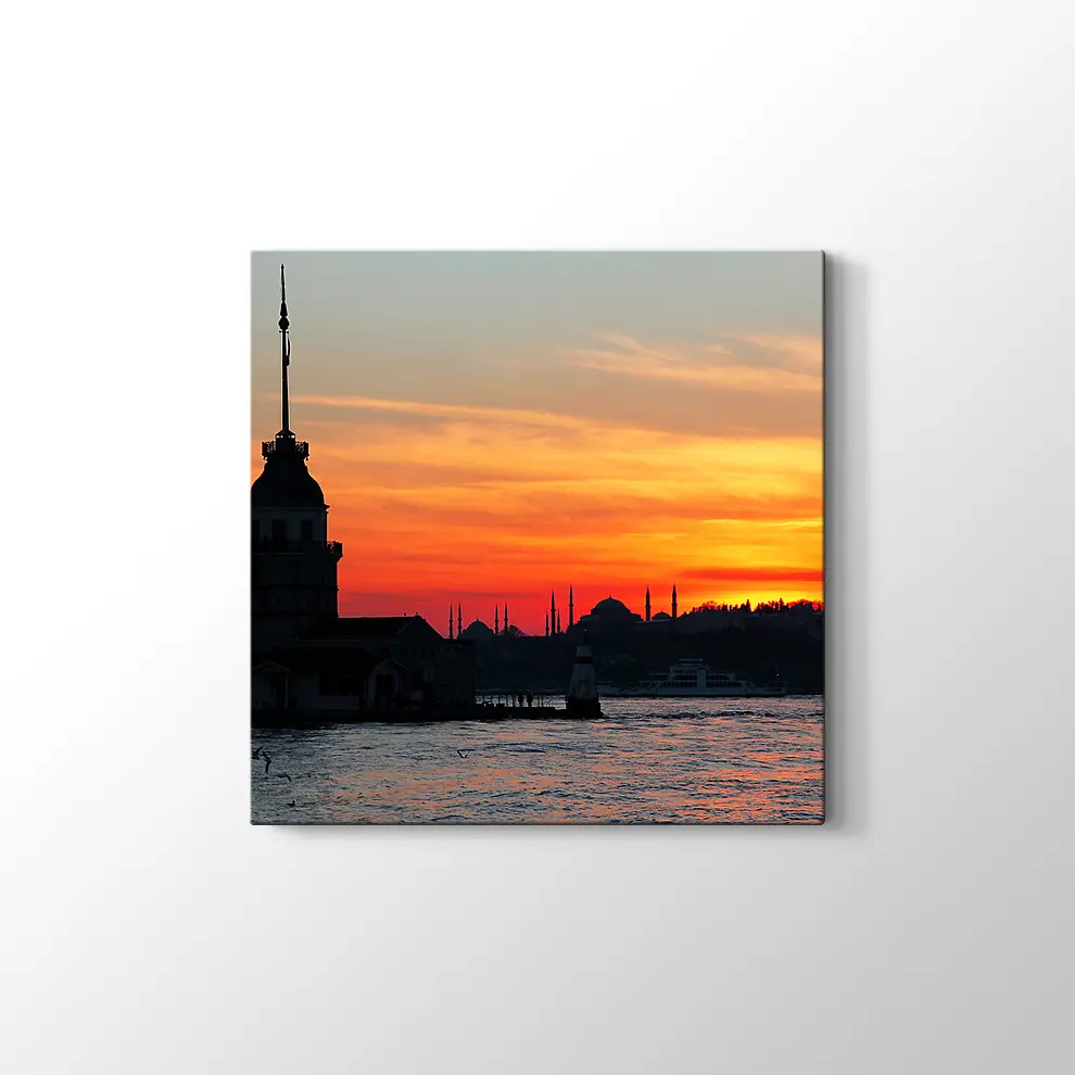 İstanbul ve Kız Kulesi Kanvas Tablo