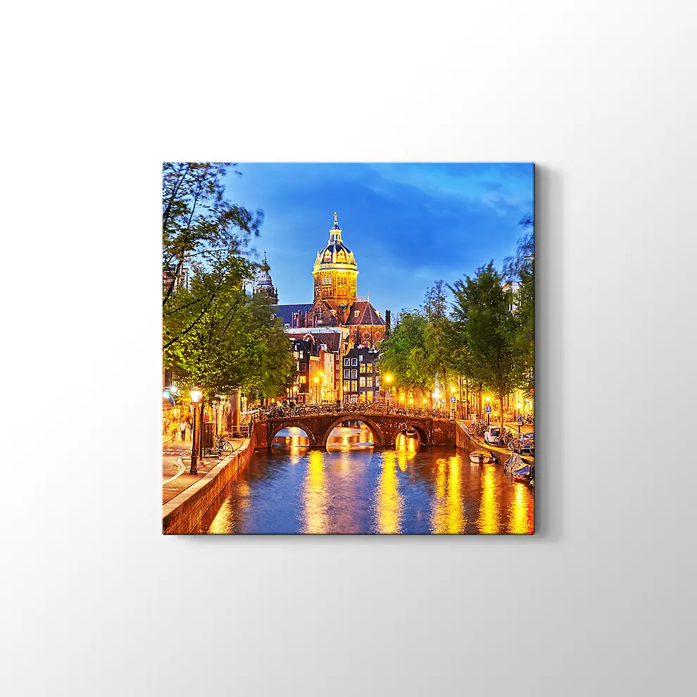 Amsterdam'da Akşam Tablosu