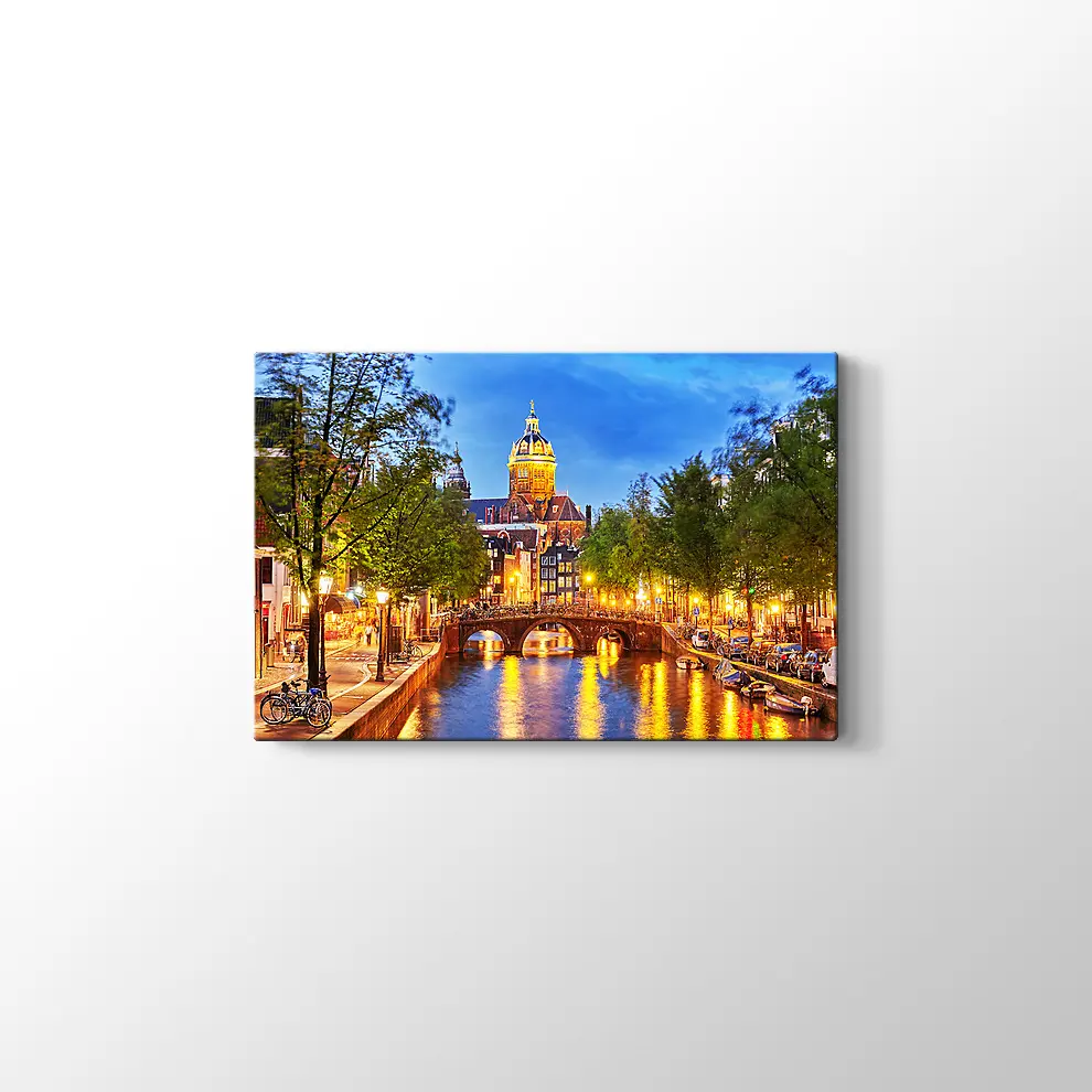 Amsterdam'da Akşam Tablosu