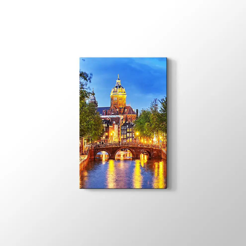 Amsterdam'da Akşam Tablosu