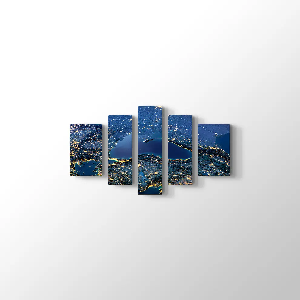 Gece Işıkları ile Uzaydan Türkiye Görüntüsü Kanvas Tablo