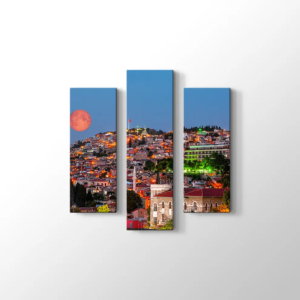 İzmir'de Gece Tablosu